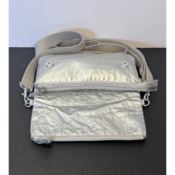Kipling Lynne Convertible Metallic Silver Crossbody Clutch Wristlet Waist Bag - Picture 6 of 16